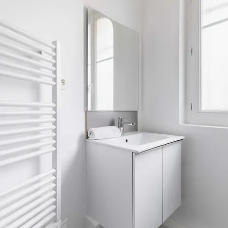 2 Pieces Refait Neuf Centre - 19 - 4p Appartement *