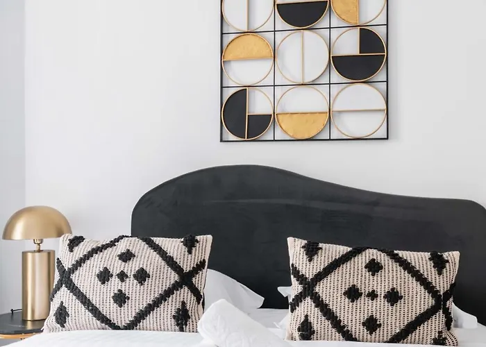 2 Pieces Refait Neuf Centre - 19 - 4p Paris