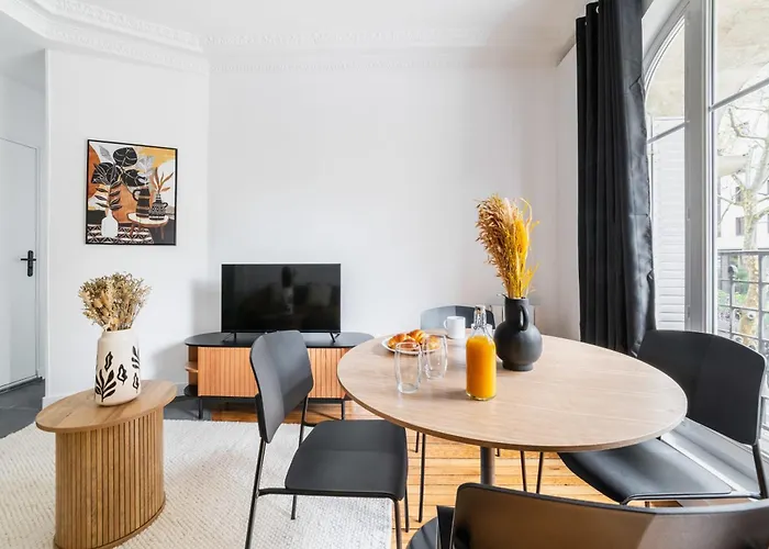 2 Pieces Refait Neuf Centre - 19 - 4p Apartment *